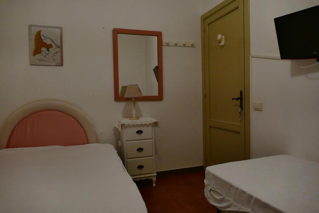 Pm 5 Via Sicilia Guest House 阿尔盖罗 外观 照片